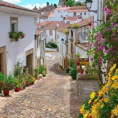 Nyaraló Nuvemcristina Olho Marinho